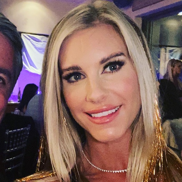 Meet your Posher, Stefanie - Picture 1 of 1